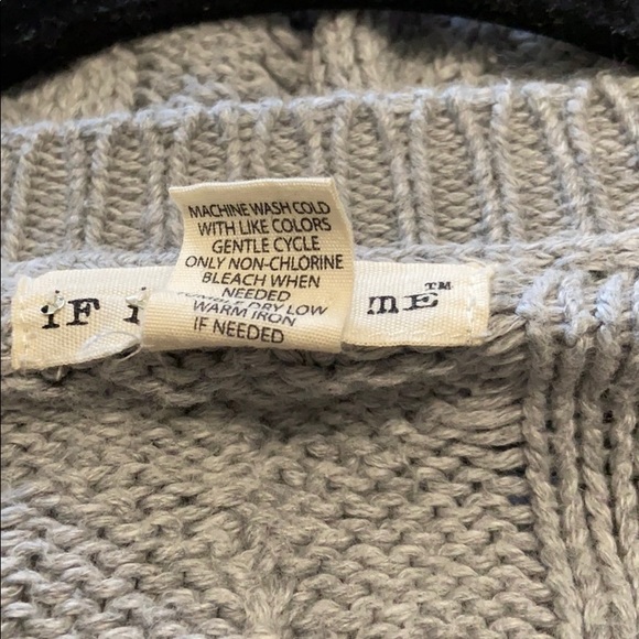 IF IT WERE ME SWEATER SZ L Juniors - Picture 4 of 4